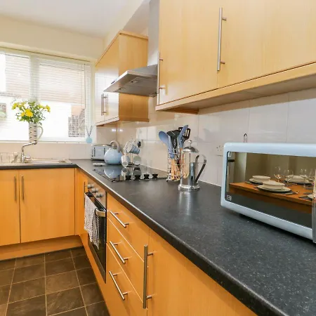 Valiant House בית נופש